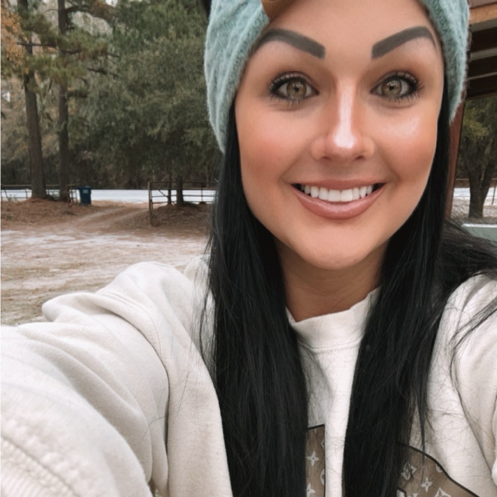 Meet your Posher, Victoria